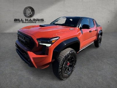 2024 Toyota Tacoma 4WD 4WD TRD Pro Hybrid Double Cab 5' Bed AT (Natl)
