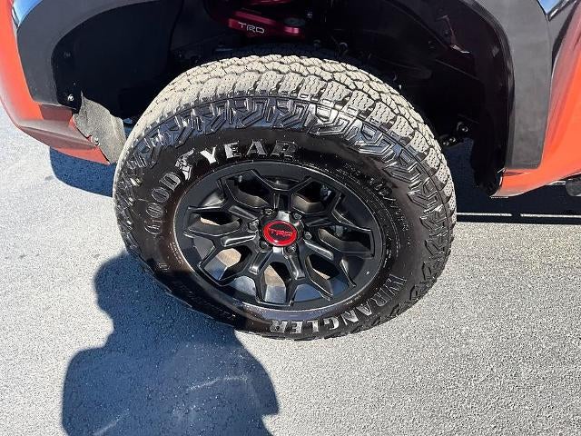 2024 Toyota Tacoma 4WD 4WD TRD Pro Hybrid Double Cab 5' Bed AT (Natl)