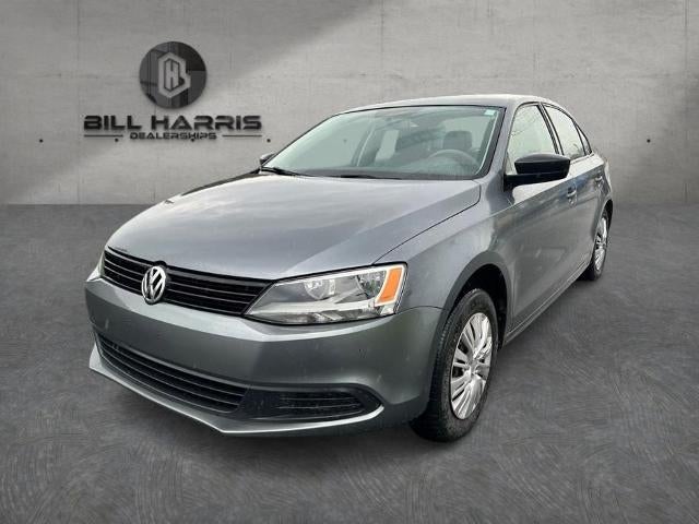 2013 Volkswagen Jetta 4dr Auto Base Sedan