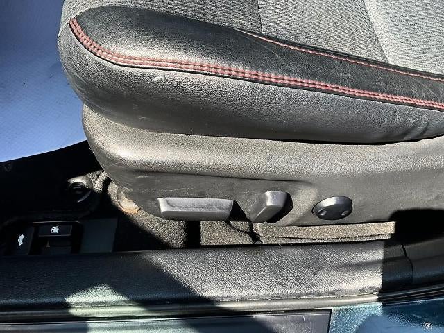 2015 Toyota Camry 4dr Sdn I4 Auto SE (SE)