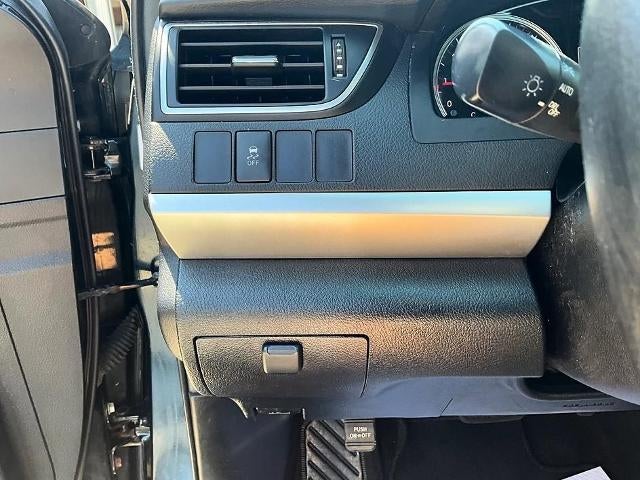 2015 Toyota Camry 4dr Sdn I4 Auto SE (SE)