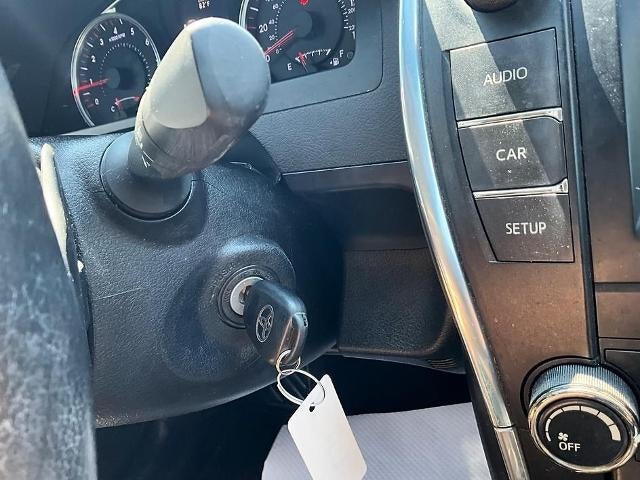 2015 Toyota Camry 4dr Sdn I4 Auto SE (SE)