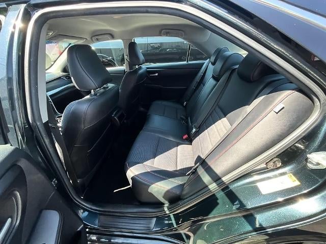 2015 Toyota Camry 4dr Sdn I4 Auto SE (SE)