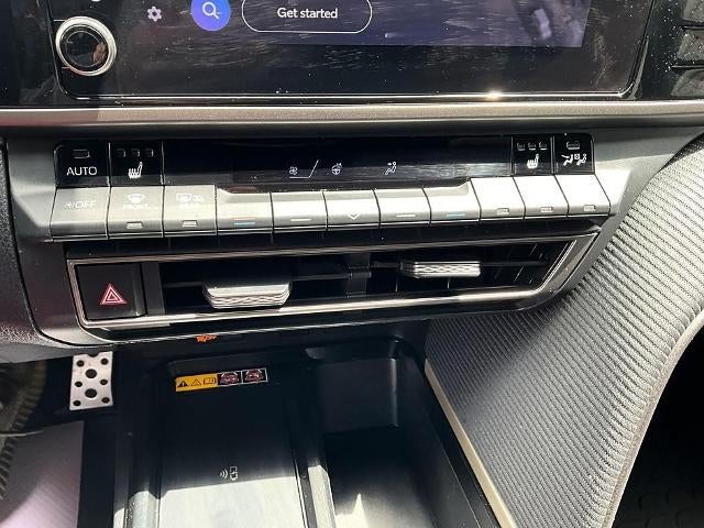 2025 Toyota Camry XSE (Natl)