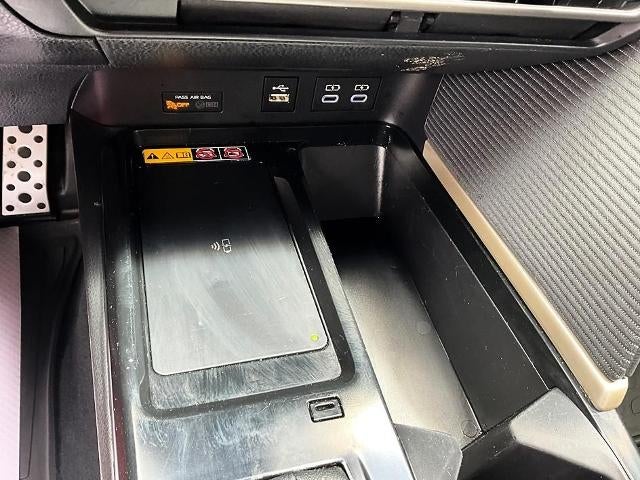 2025 Toyota Camry XSE (Natl)