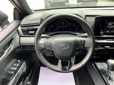 2025 Toyota Camry XSE (Natl)