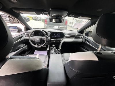 2025 Toyota Camry XSE (Natl)