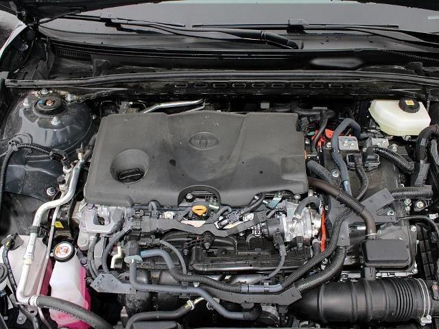 2025 Toyota Camry SE AWD (Natl)