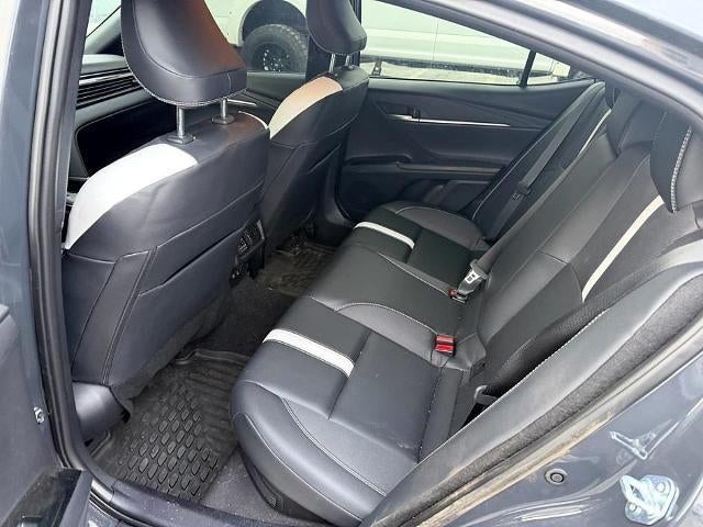 2025 Toyota Camry LE AWD (Natl)