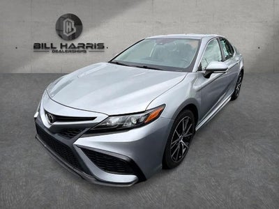 2022 Toyota Camry SE Nightshade Auto (Natl)