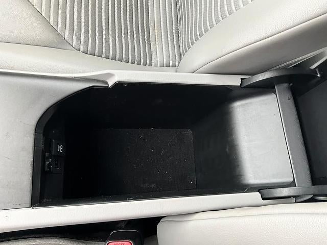 2022 Toyota Camry SE Nightshade Auto (Natl)