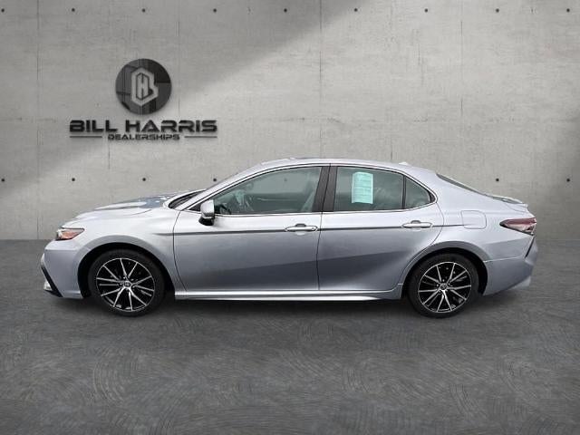2022 Toyota Camry SE Nightshade Auto (Natl)