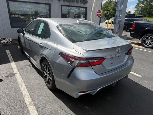2022 Toyota Camry SE Nightshade Auto (Natl)