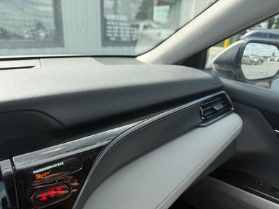 2022 Toyota Camry SE Nightshade Auto (Natl)