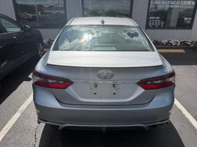 2022 Toyota Camry SE Nightshade Auto (Natl)