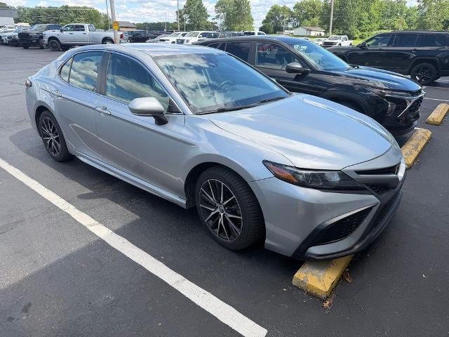 2022 Toyota Camry SE Nightshade Auto (Natl)