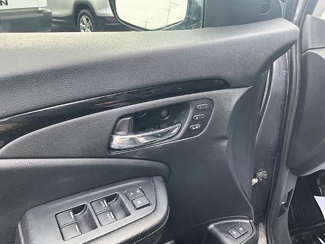 2020 Honda Pilot Touring 8-Passenger AWD