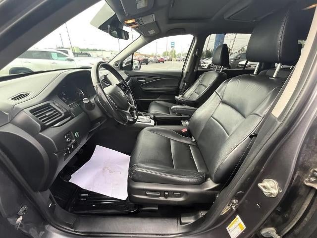 2020 Honda Pilot Touring 8-Passenger AWD