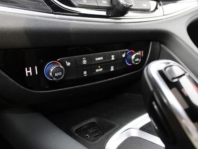 2020 Buick Enclave Essence AWD