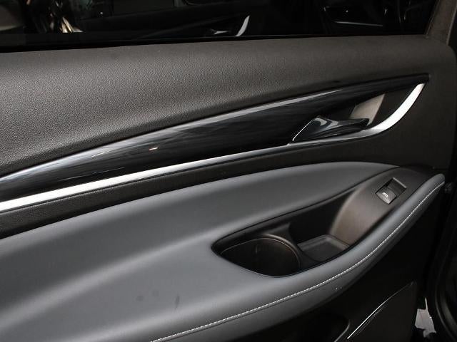 2020 Buick Enclave Essence AWD