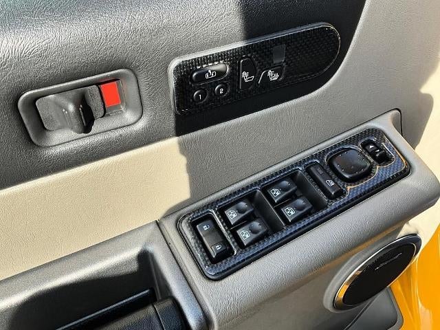 2004 HUMMER H2 Base