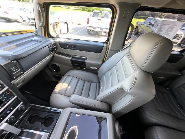 2004 HUMMER H2 Base
