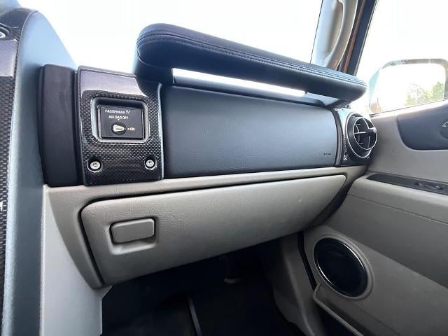 2004 HUMMER H2 Base