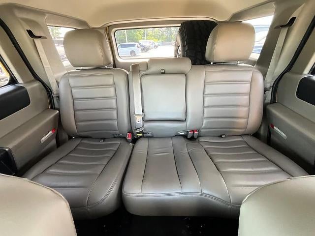 2004 HUMMER H2 Base