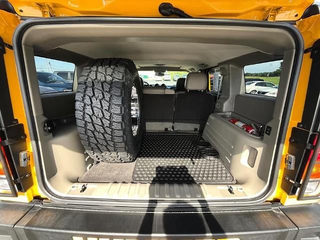 2004 HUMMER H2 Base