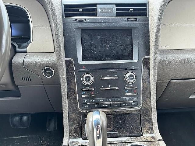 2015 Lincoln Navigator L 4dr 3.5L V6 4WD