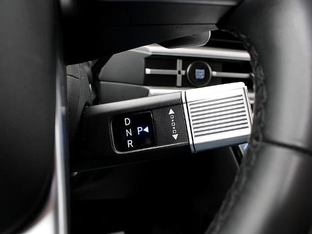 2025 Hyundai SANTA FE SEL FWD