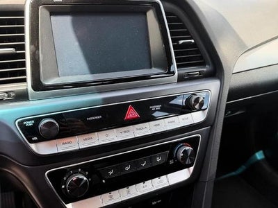 2018 Hyundai SONATA SE 2.4L
