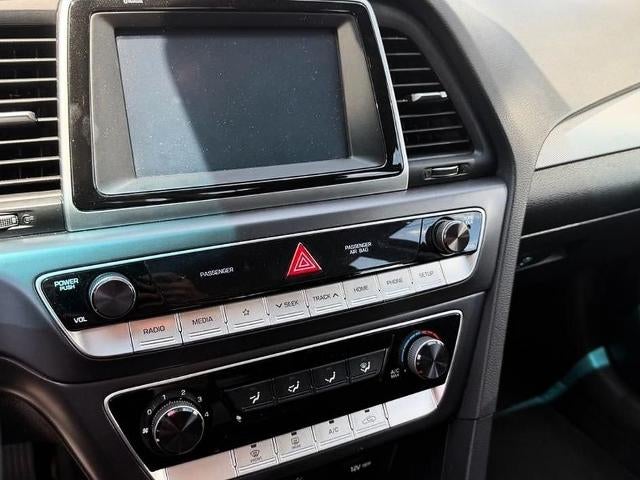 2018 Hyundai SONATA SE 2.4L