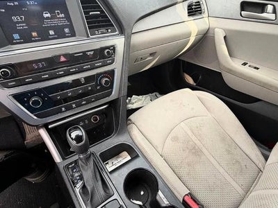 2017 Hyundai SONATA SE 2.4L
