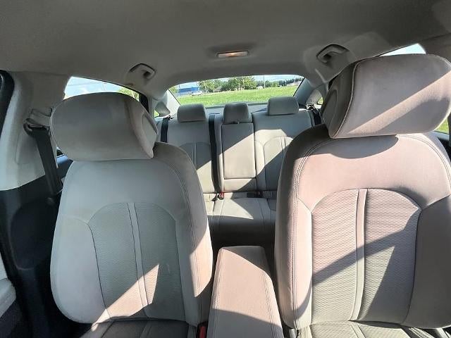 2017 Hyundai SONATA SE 2.4L