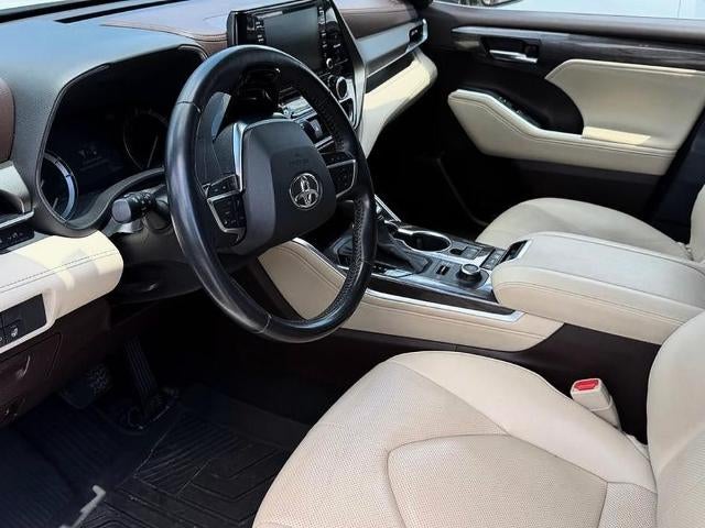 2021 Toyota Highlander Limited AWD (Natl)