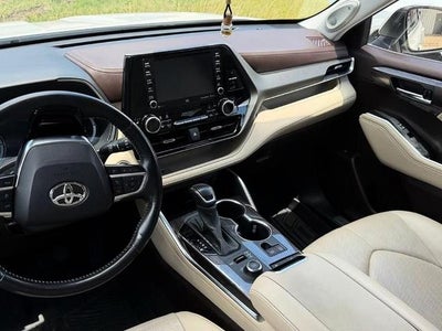 2021 Toyota Highlander Limited AWD (Natl)