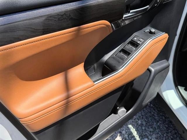 2023 Toyota Highlander Platinum AWD (Natl)