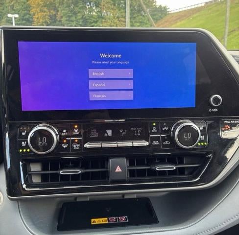 2026 Toyota Highlander Hybrid Limited AWD (Natl)