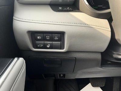 2026 Toyota Highlander Hybrid Limited AWD (Natl)
