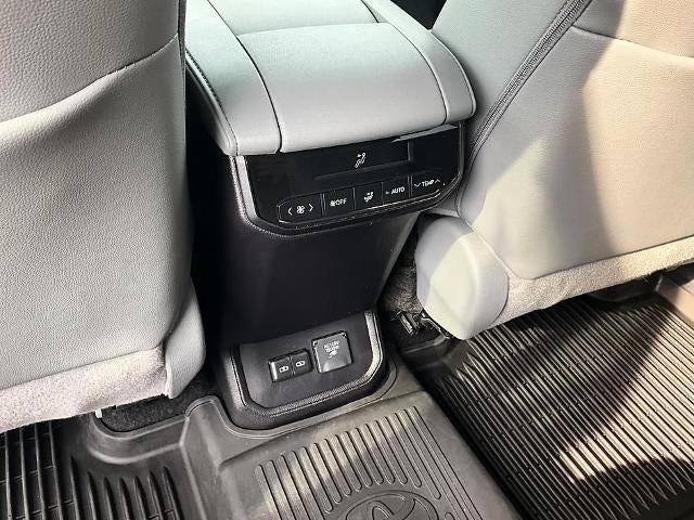 2026 Toyota Highlander Hybrid Limited AWD (Natl)