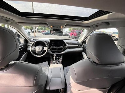 2026 Toyota Highlander Hybrid Limited AWD (Natl)