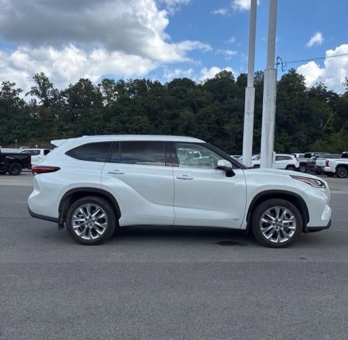 2026 Toyota Highlander Hybrid Limited AWD (Natl)