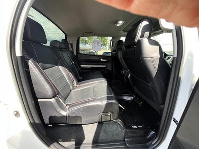 2019 Toyota Tundra 4WD 4WD SR5 CrewMax 5.5' Bed 5.7L (SE)