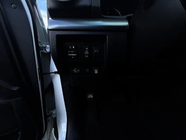 2019 Toyota Tundra 4WD 4WD SR5 CrewMax 5.5' Bed 5.7L (SE)
