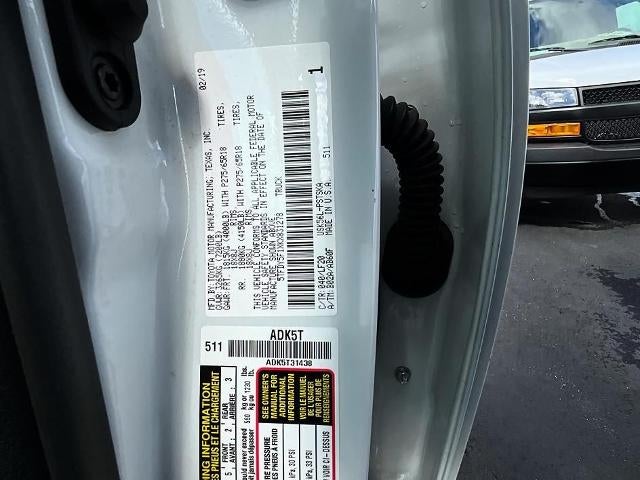 2019 Toyota Tundra 4WD 4WD SR5 CrewMax 5.5' Bed 5.7L (SE)