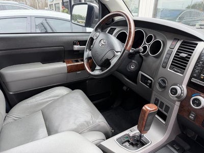 2012 Toyota Tundra 4WD Truck 4WD CrewMax Short Bed 5.7L FFV Limited (Natl)