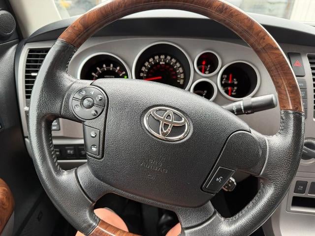 2012 Toyota Tundra 4WD Truck 4WD CrewMax Short Bed 5.7L FFV Limited (Natl)