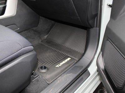 2024 Toyota Tundra 4WD 4WD SR5 CrewMax 5.5' Bed (SE)