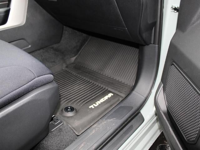 2024 Toyota Tundra 4WD 4WD SR5 CrewMax 5.5' Bed (SE)